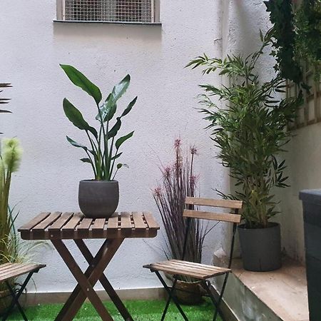 Rentadore Atocha Suites Madrid Eksteriør billede