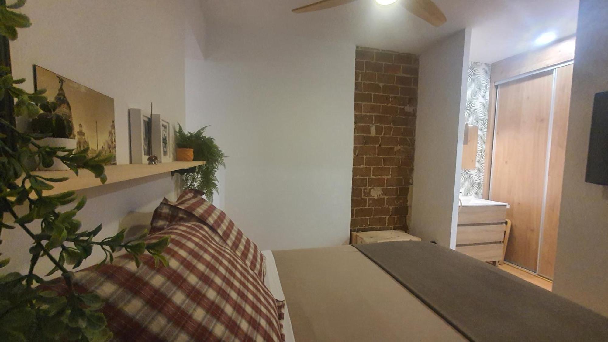 Rentadore Atocha Suites Madrid Eksteriør billede